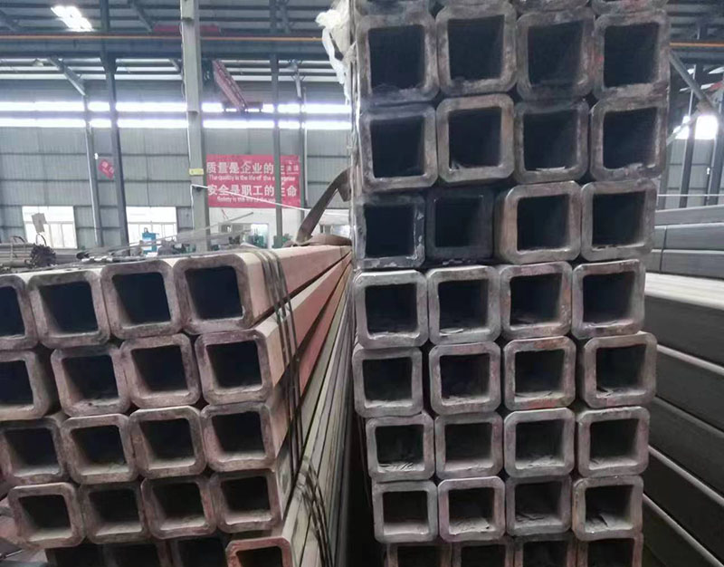 赞皇无缝方管裂缝